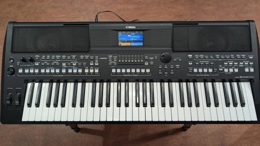 Yamaha PSR SX600